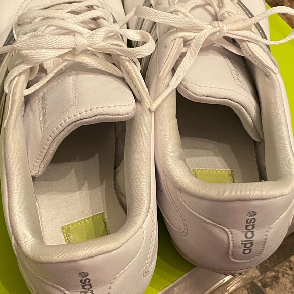 Adidas - White & Silver Ladies 3-Stripes - Picture 4 of 7